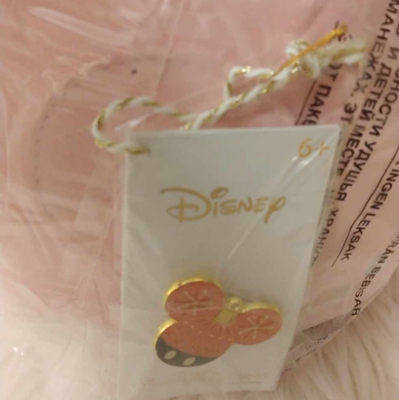 🎄FIRM! NWT DISNEY LOUNGEFLY STITCH SHOPPE MINNIE MOUSE ORNAMENT CROSSBODY & PIN - Picture 11 of 11